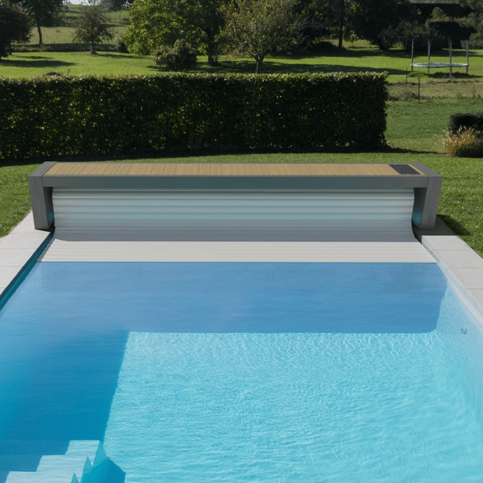 Oberflurrollläden Poolabdeckungen bei CS-Schwimmbadtechnik in Freiburg, Heitersheim und Lörrach